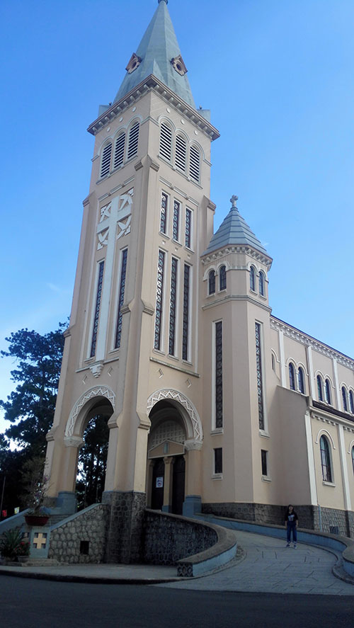 大叻天主教堂